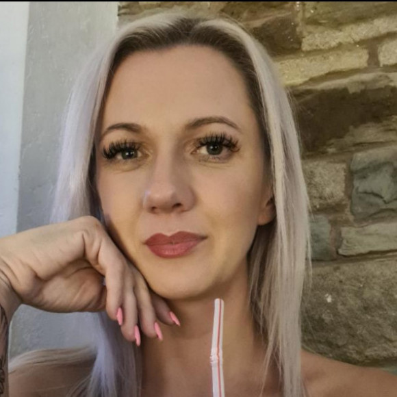 Profile picture of JanaBell