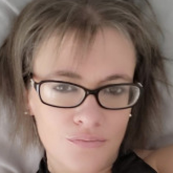 Profile picture of Gillian Brett