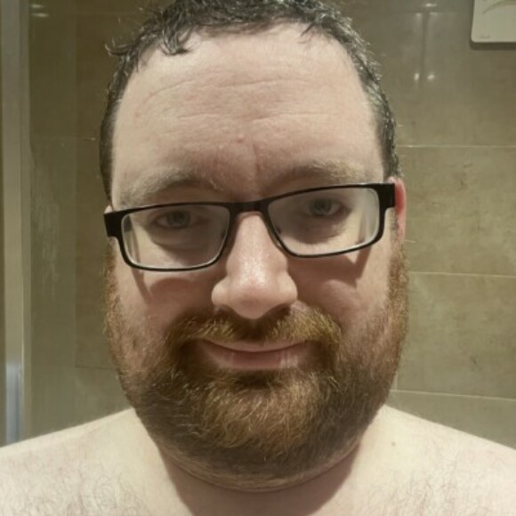 Profile picture of CurvyBi-84