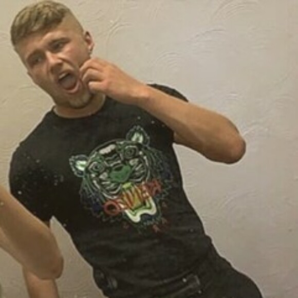 Profile picture of Dennlay