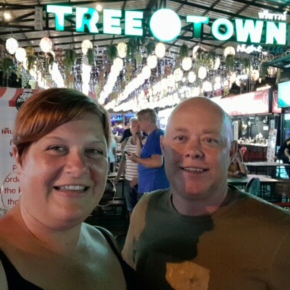 Profile picture of Alex & Tina