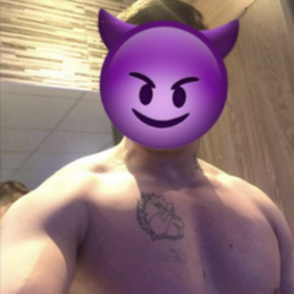 Profile picture of Clarkee91