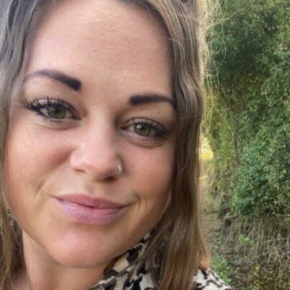 Profile picture of Chrissy Henderson