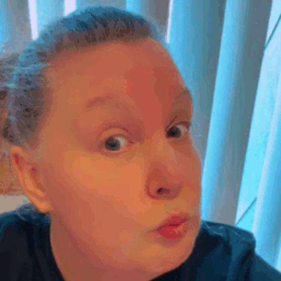 Profile picture of Laura