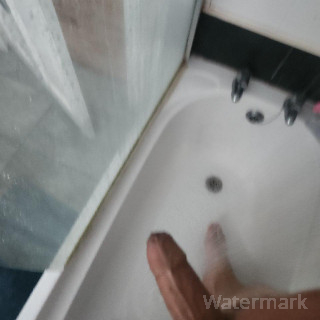 1000049437