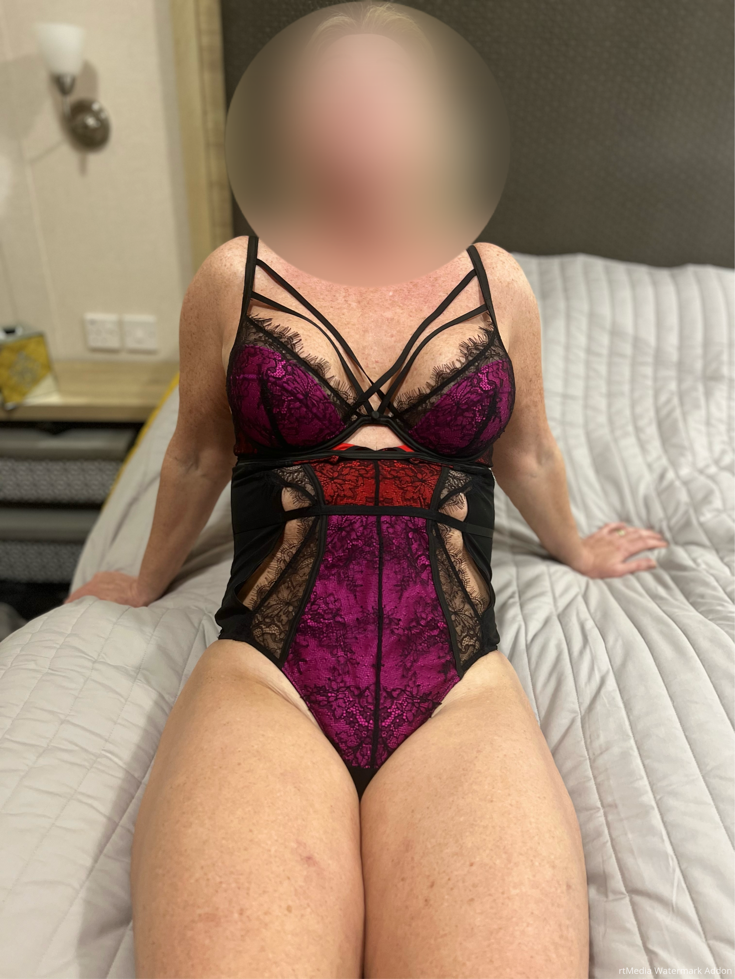 49DF3AFD-168A-4C0E-9386-28D9E3CD8A1E