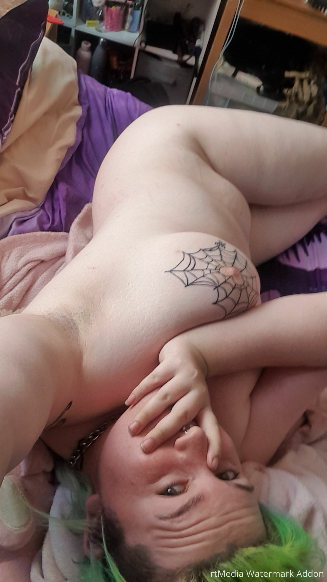 Snapchat-975960939